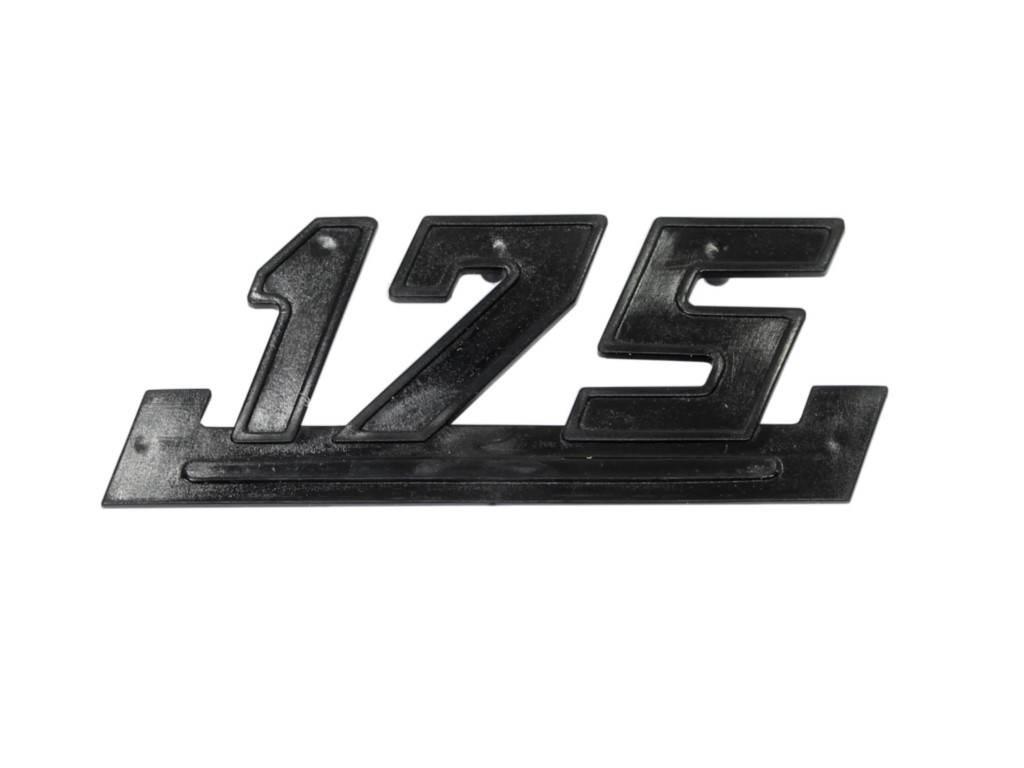 Emblemat znaczek boczka wsk 175 czarny | ROY01904