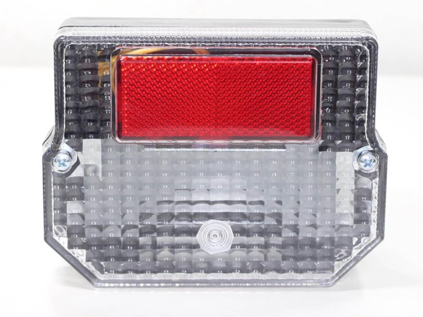 Lampa tył simson kwadrat biała | ROY03061