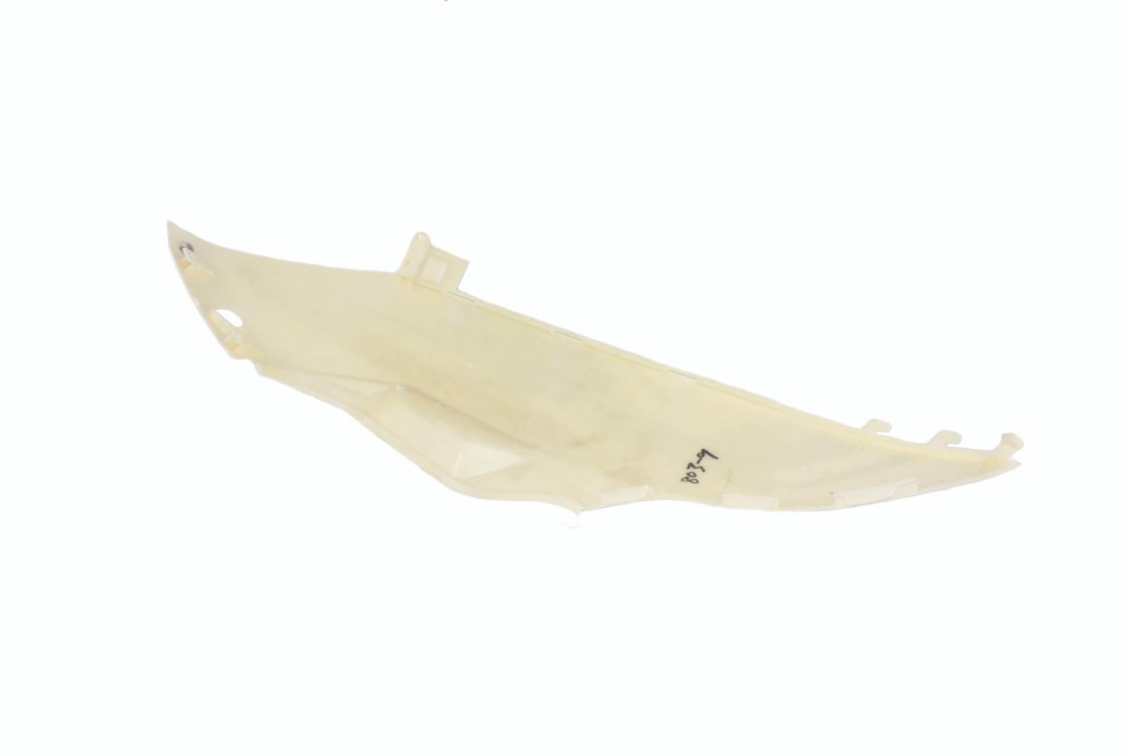 Plastik boczny tył benzer syracuse prawy biały - zdjęcie 2