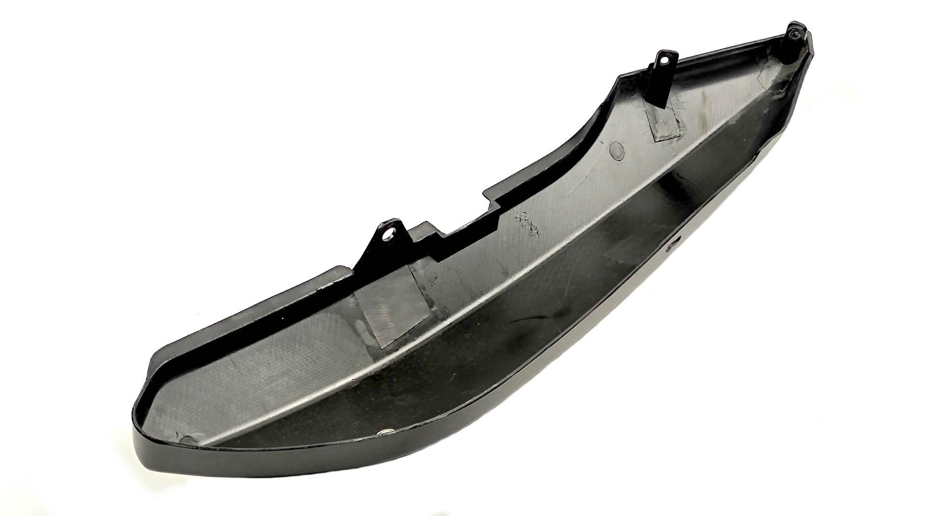 Plastik boczny górny prawy benzer aston 125 czarny - zdjęcie 2