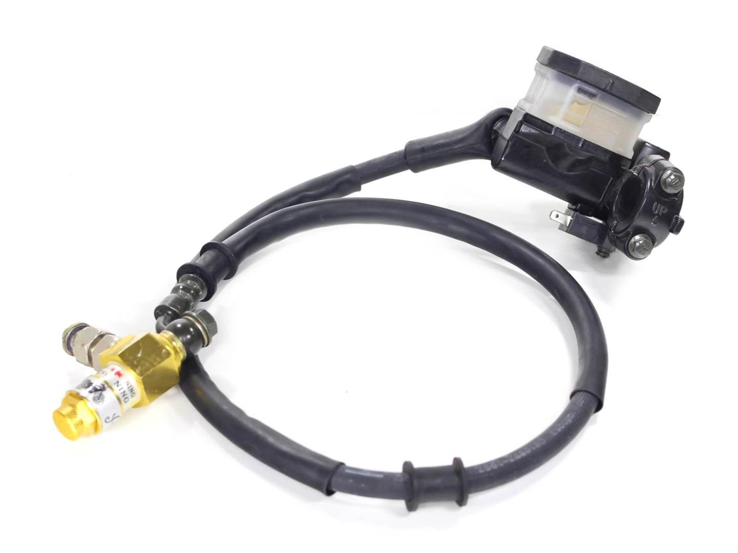 Pompa hamulca street z abs bez dźwigni | BENZER5965