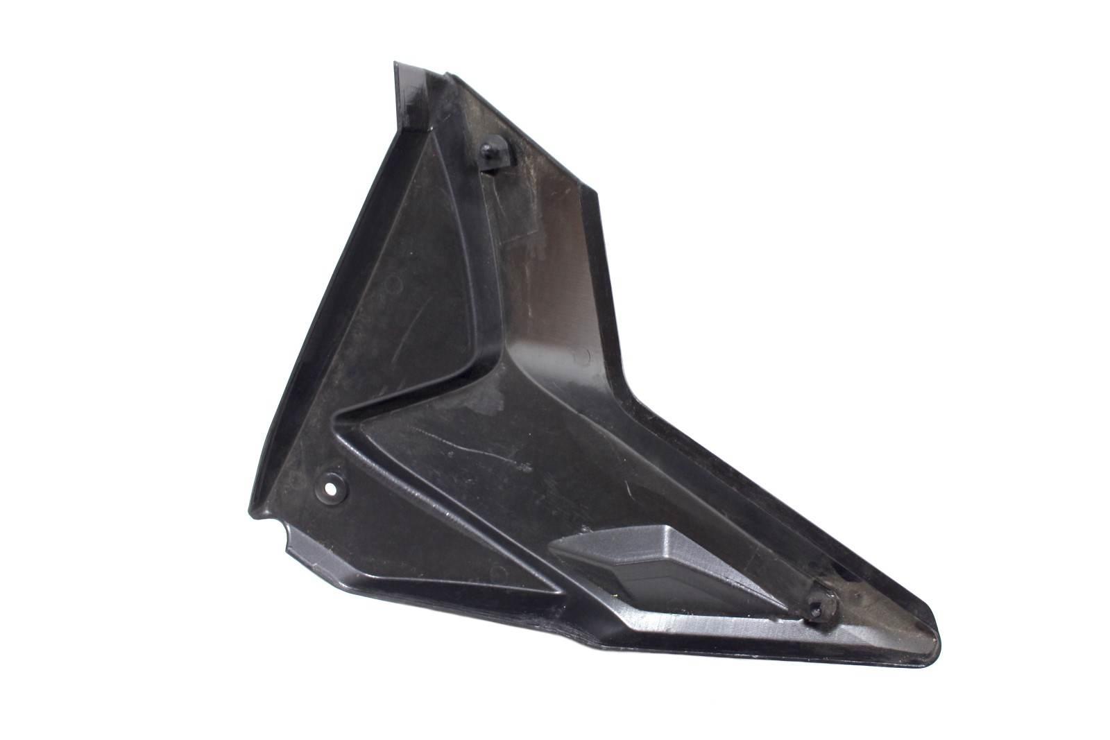 Plastik boczny prawy benzer aston 125 czarny - zdjęcie 2