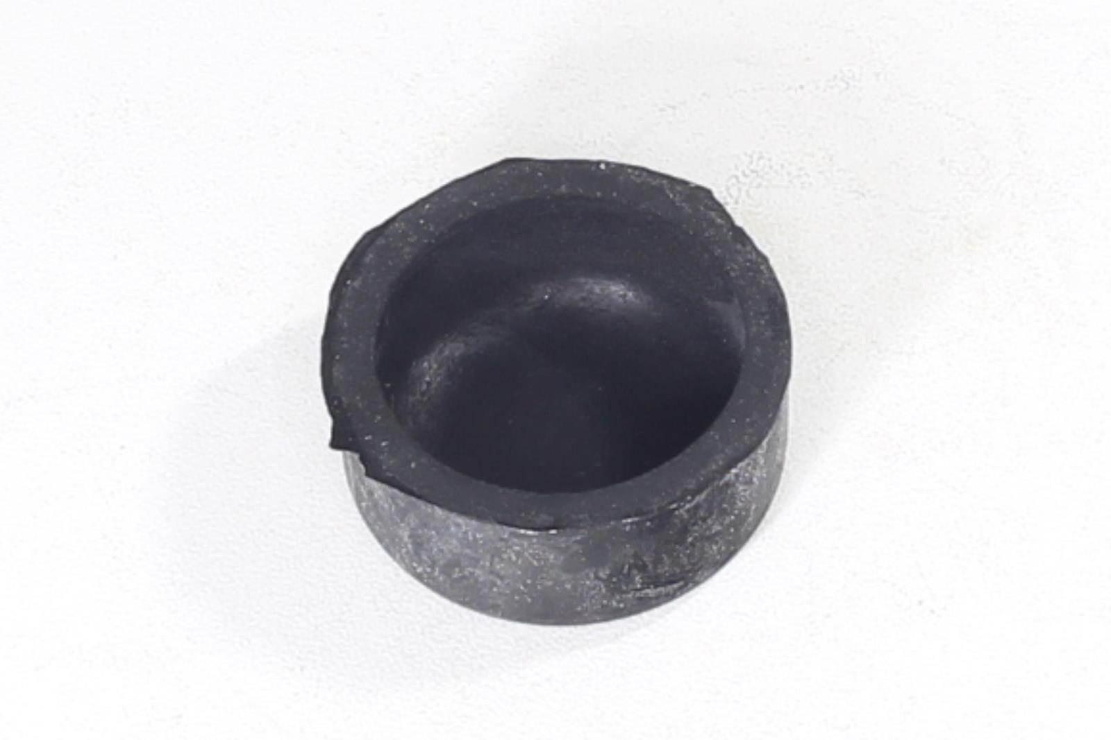 Gumowa zaślepka nakrętki m18x1,5 wahacza wsk 125/175 - zdjęcie 2
