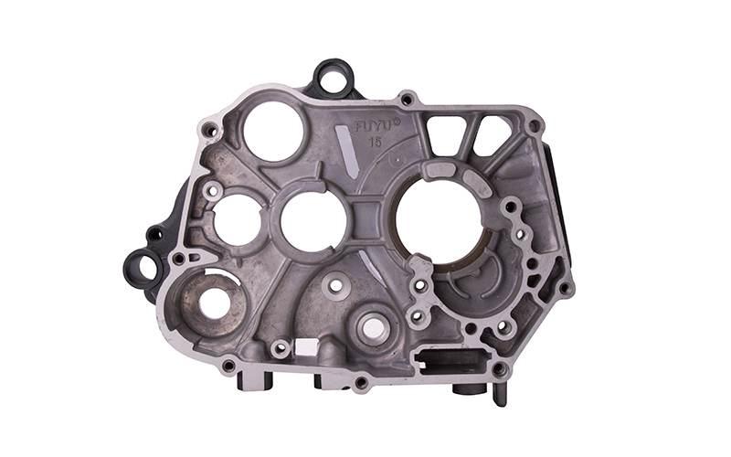 Karter silnika 130cc 4t prawy | KSIMRRZ14TPOPRAJEN000