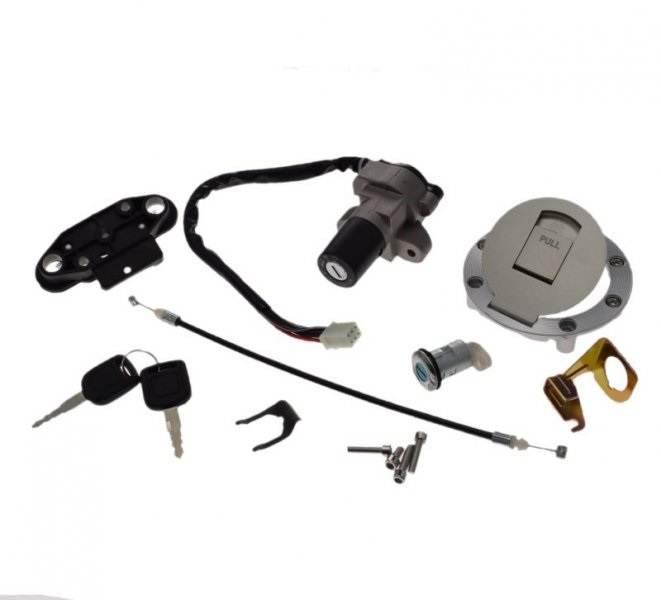 Stacyjka z zestawem zamków do junak 904 | J9042301