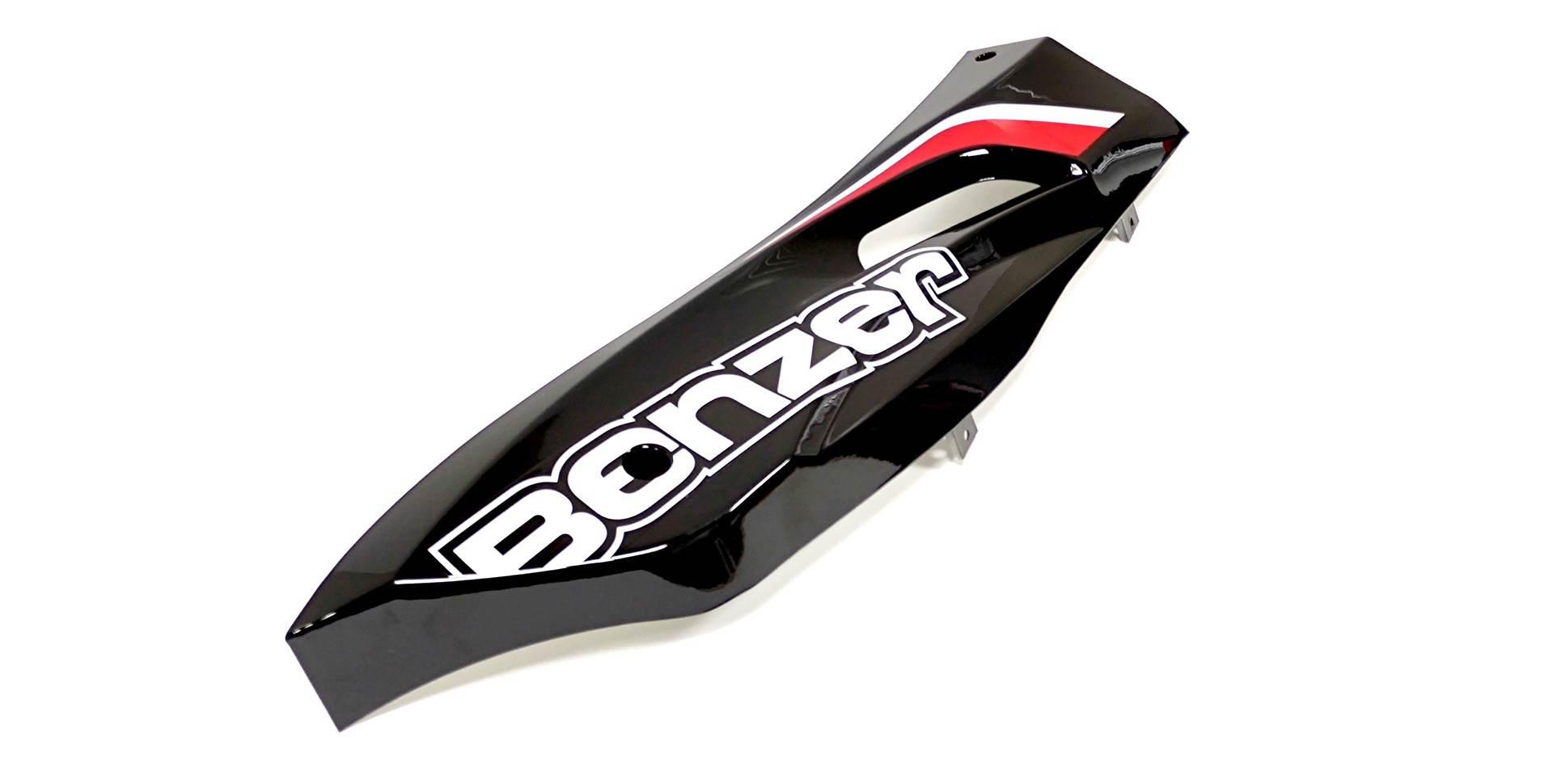 Plastik boczny lewy pod siedzenie benzer barnet czarny lekko porysowany