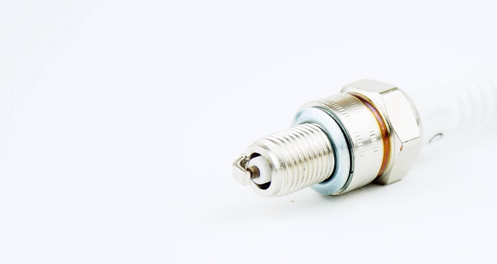 Świeca C7hsa A7tc MotoGeneric | C7HSA-C - zdjęcie 3