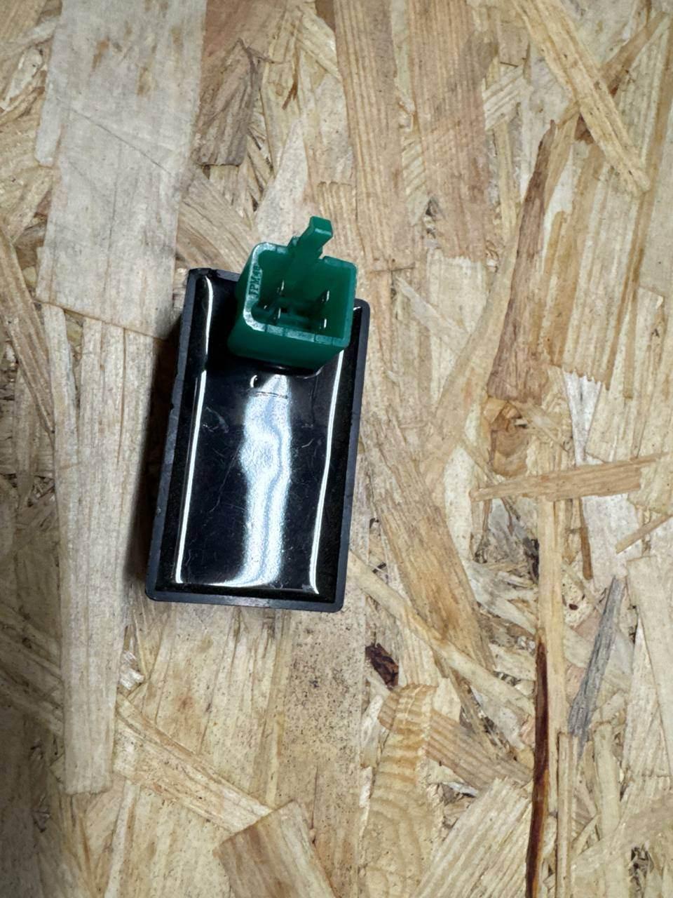 Moduł Zapłonowy 4t Pojedynczy 4 piny gy6 50ccm MotoGeneric