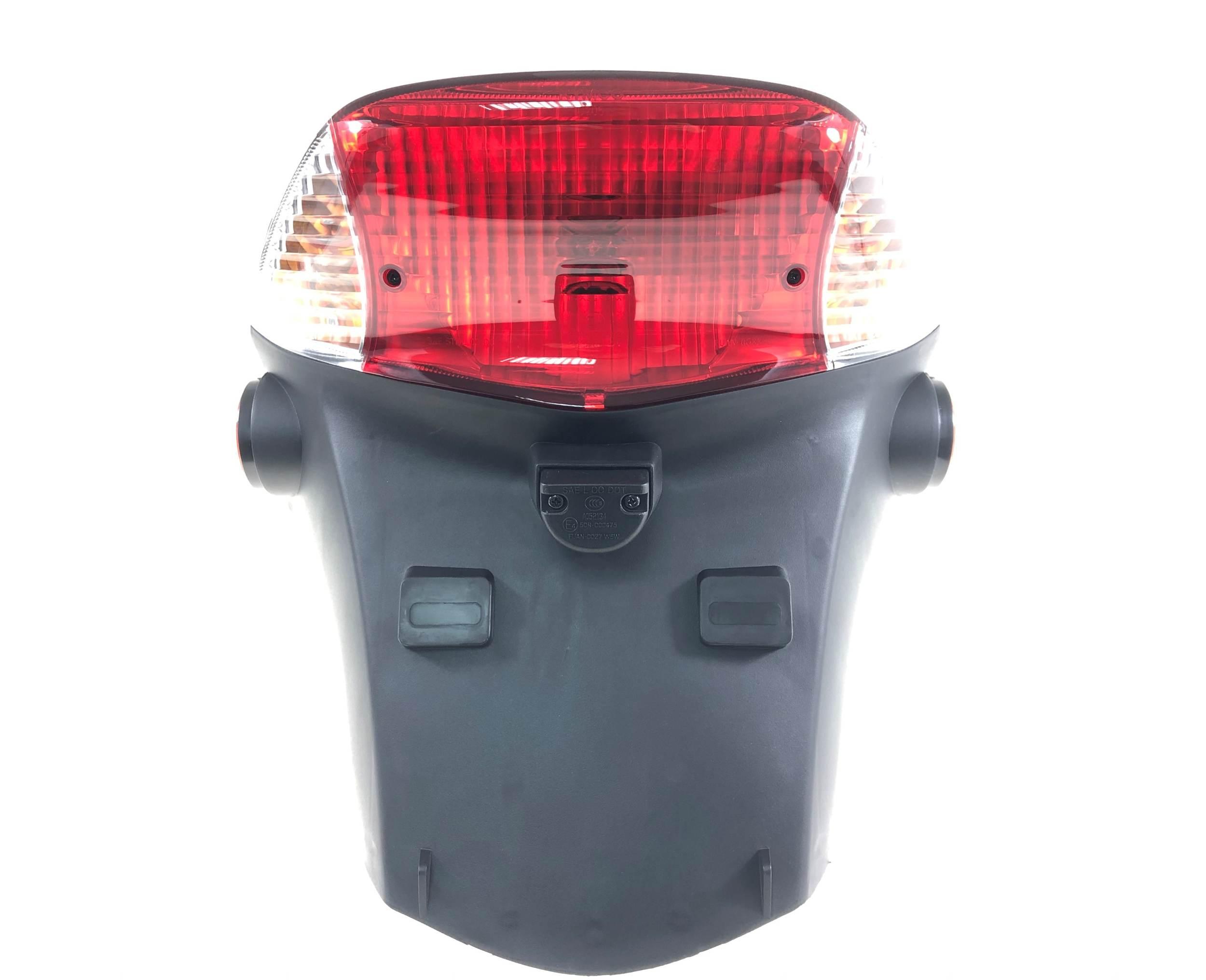 Lampa Tylna Kompletna 33700-Khe6-E00 | 33700-KHE6-E00