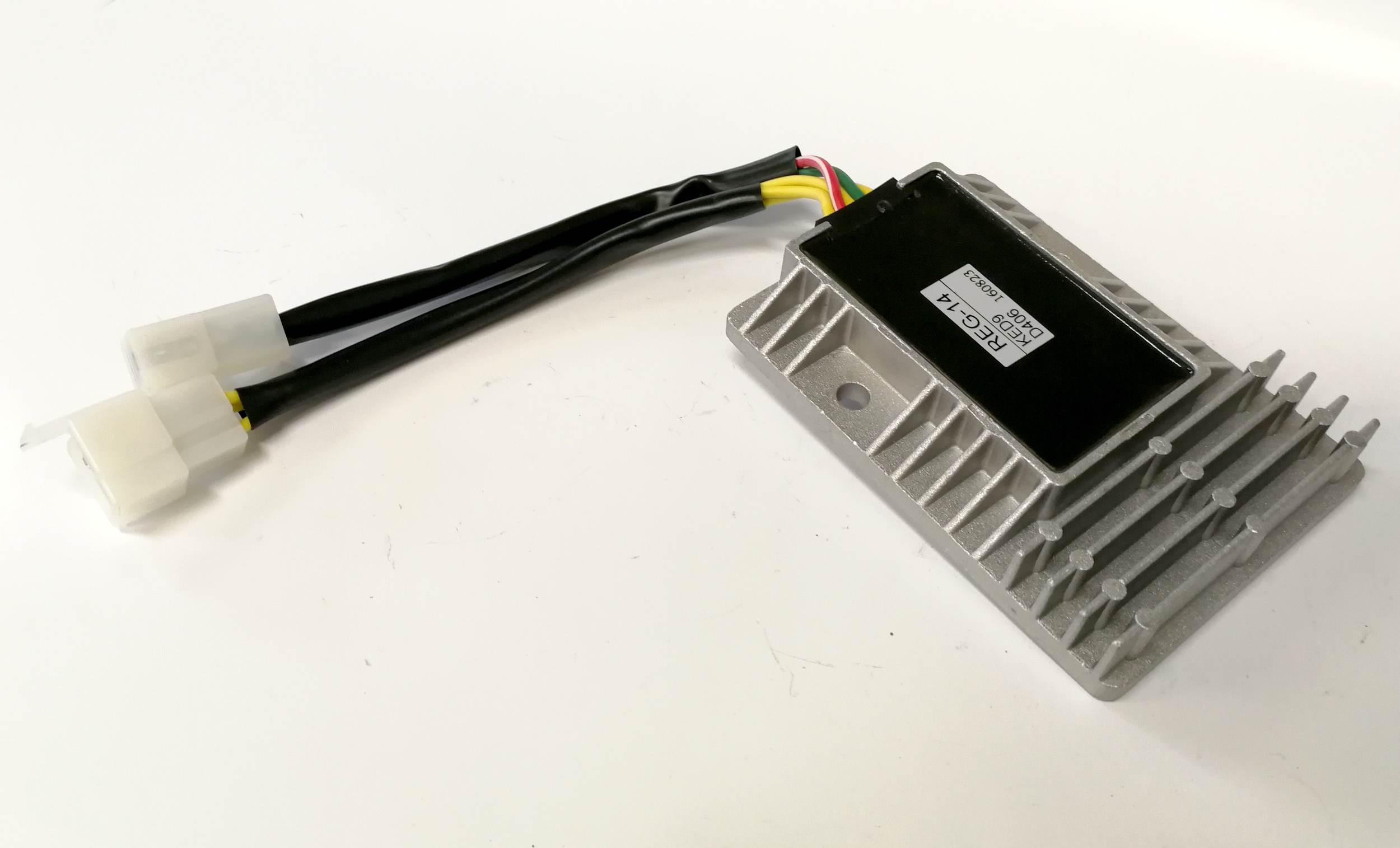 Regulator Napięcia Xc 500 Gaźnik Dt 125 31600-Ke