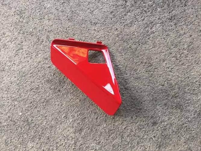 Osłona Zewnętrzna Schowka Przedniego Honda Czerwony Metalic
