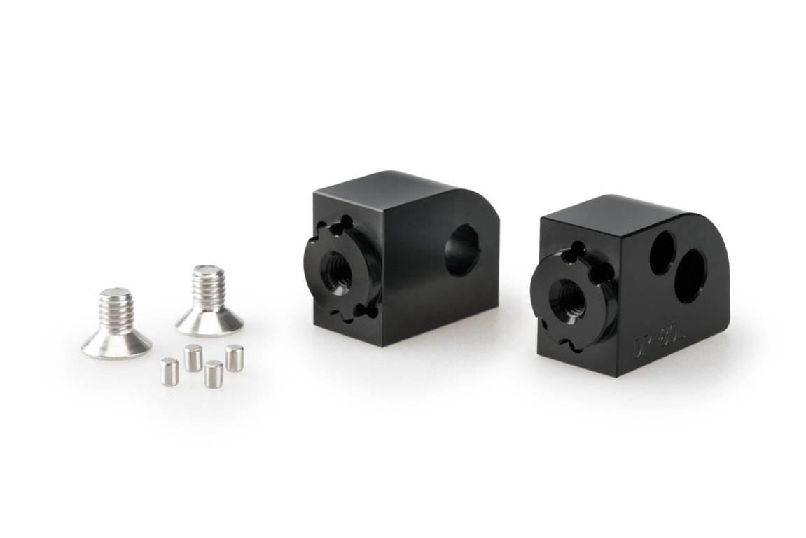 Adaptery Regulowane Puig Do Zamontowania Podnóżków Pasażera Do Yamaha Mt-09