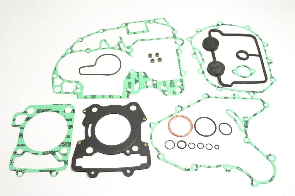 Athena Komplet Uszczelek Ktm Duke 200 '12-'16, Rc 200 '15-'16 Z Uszczelką P