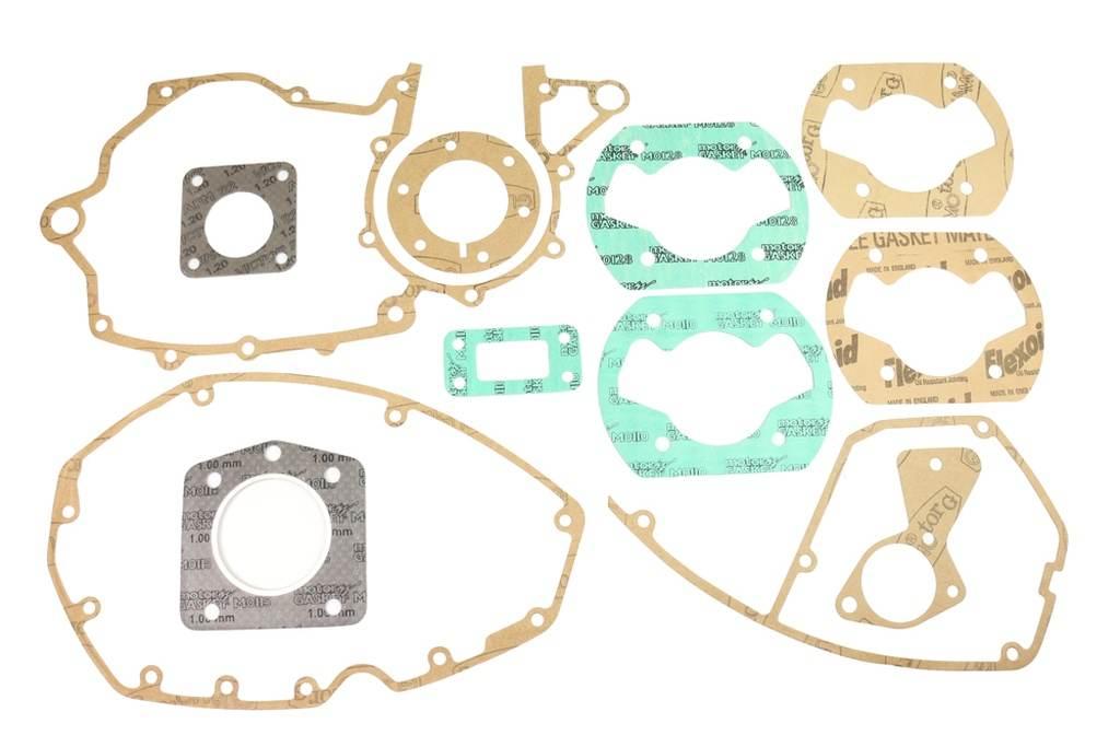 Athena Komplet Uszczelek Bez Uszczelniaczy Silnikowych Ktm 125 2T 82