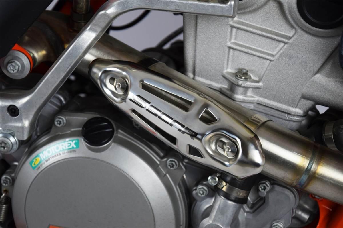 Scar Racing Osłona Kolanka Wydechowego 4T - Stal Nierdzewna Kolor Srebrny - zdjęcie 2