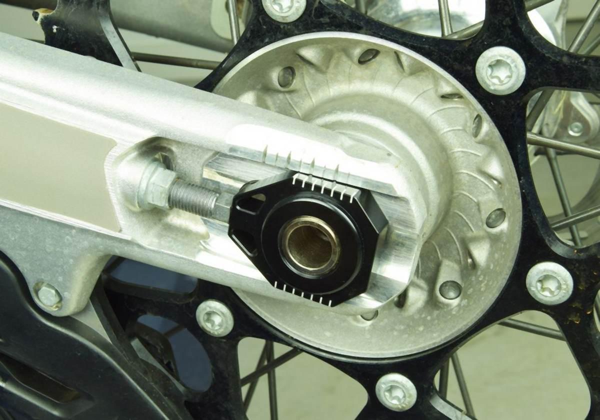 Scar Racing Napinacz Tylnej Osi Ktm 125 - 450 Sx Sxf '23-'25, 250 - 500 Exc - zdjęcie 2