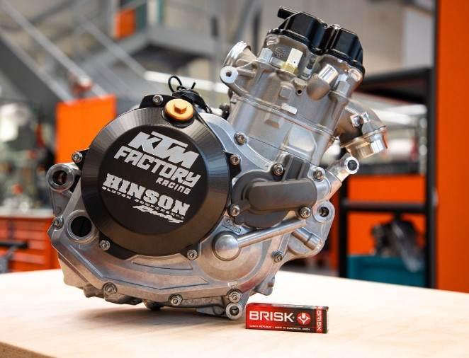 Brisk Premium Świeca Zapłonowa Cor10Lgs Ktm Sxf/Excf 250/450 '14-'22 Husqva - zdjęcie 2