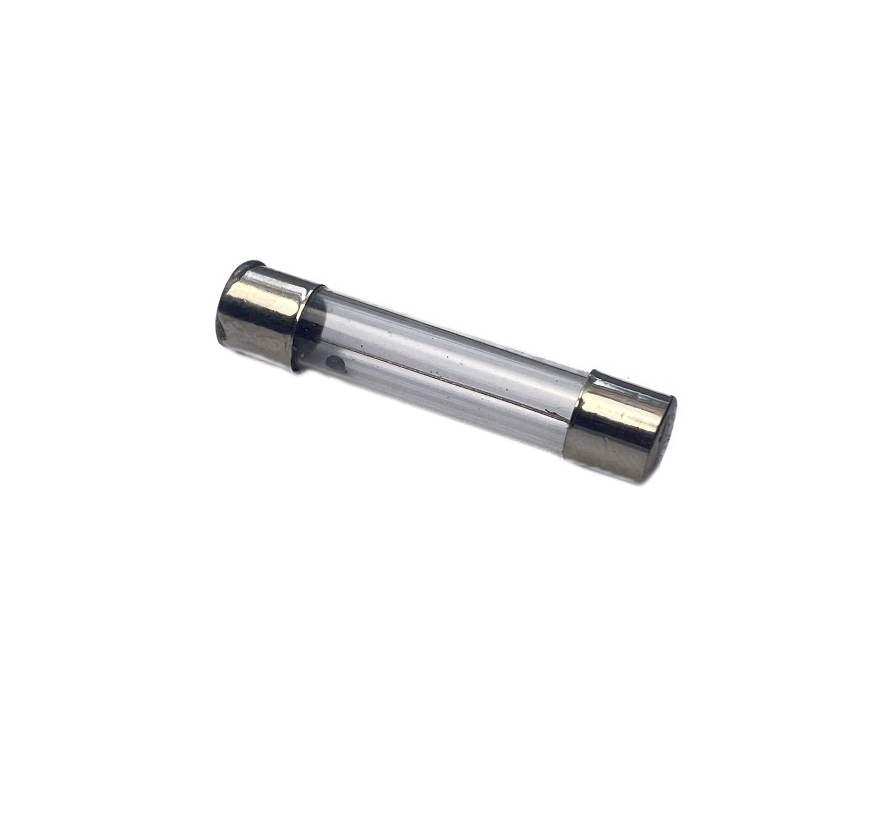 Bezpiecznik 12v 10a 6x30mm Motogeneric | 50F0063