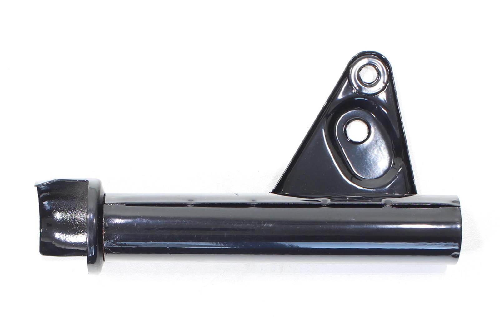 Uchwyt Lampy Przedniej Prawy Aston 125