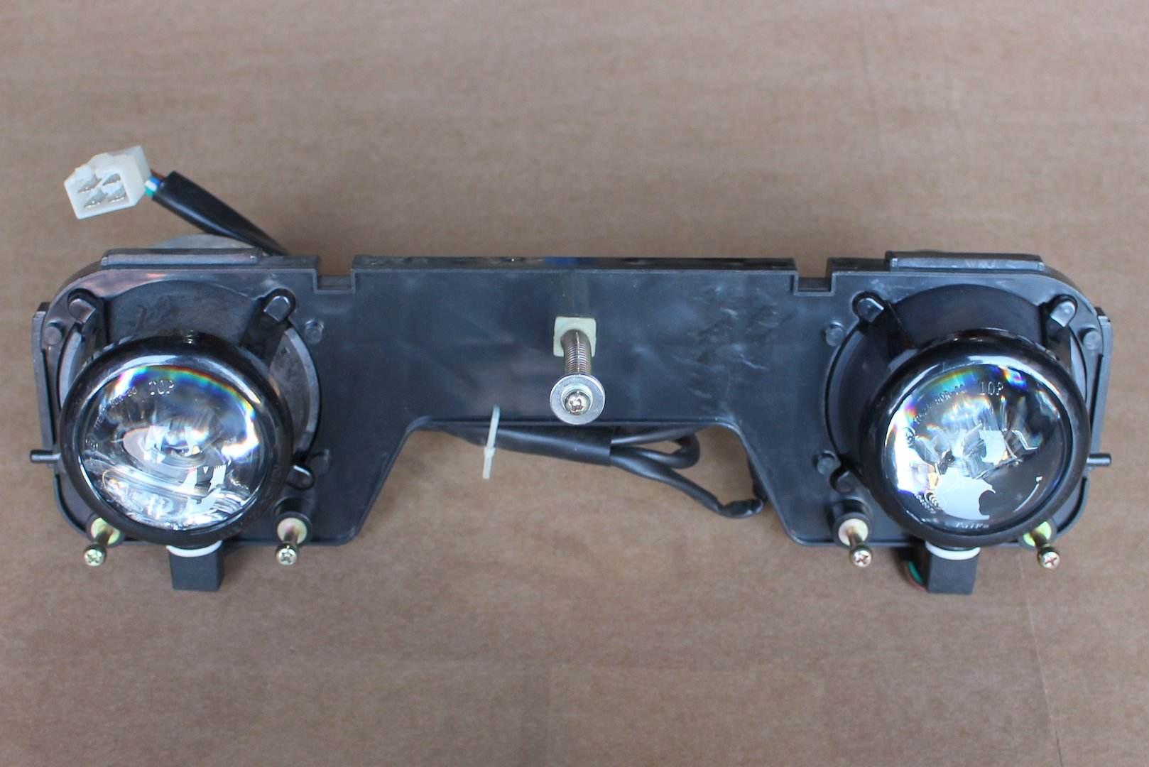 Lampy Przednie Benzer Quebec