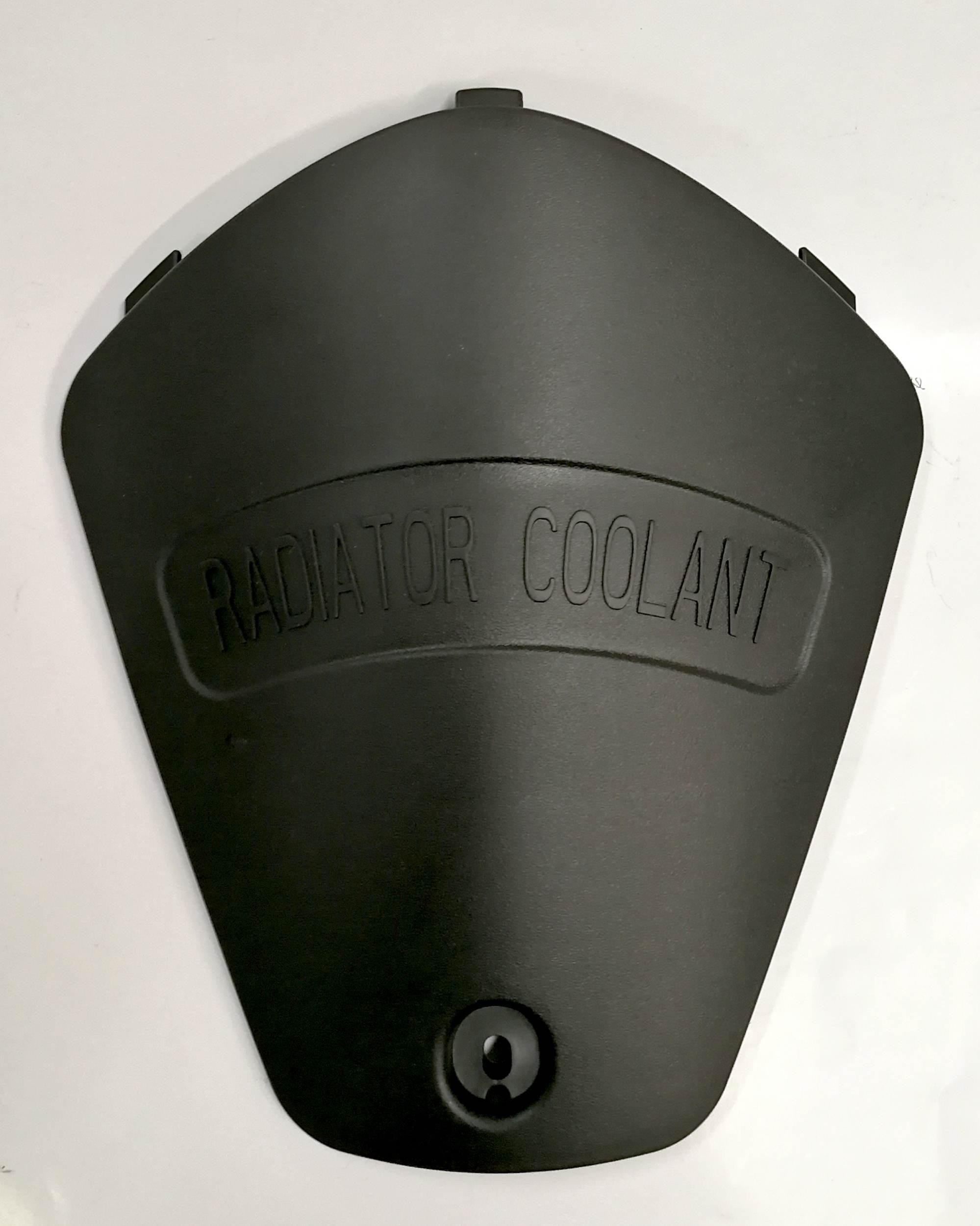 Zaślepka pod szybą nad chłodnicą k-xct 300i kymco 53207-LKG7-E00-N1R