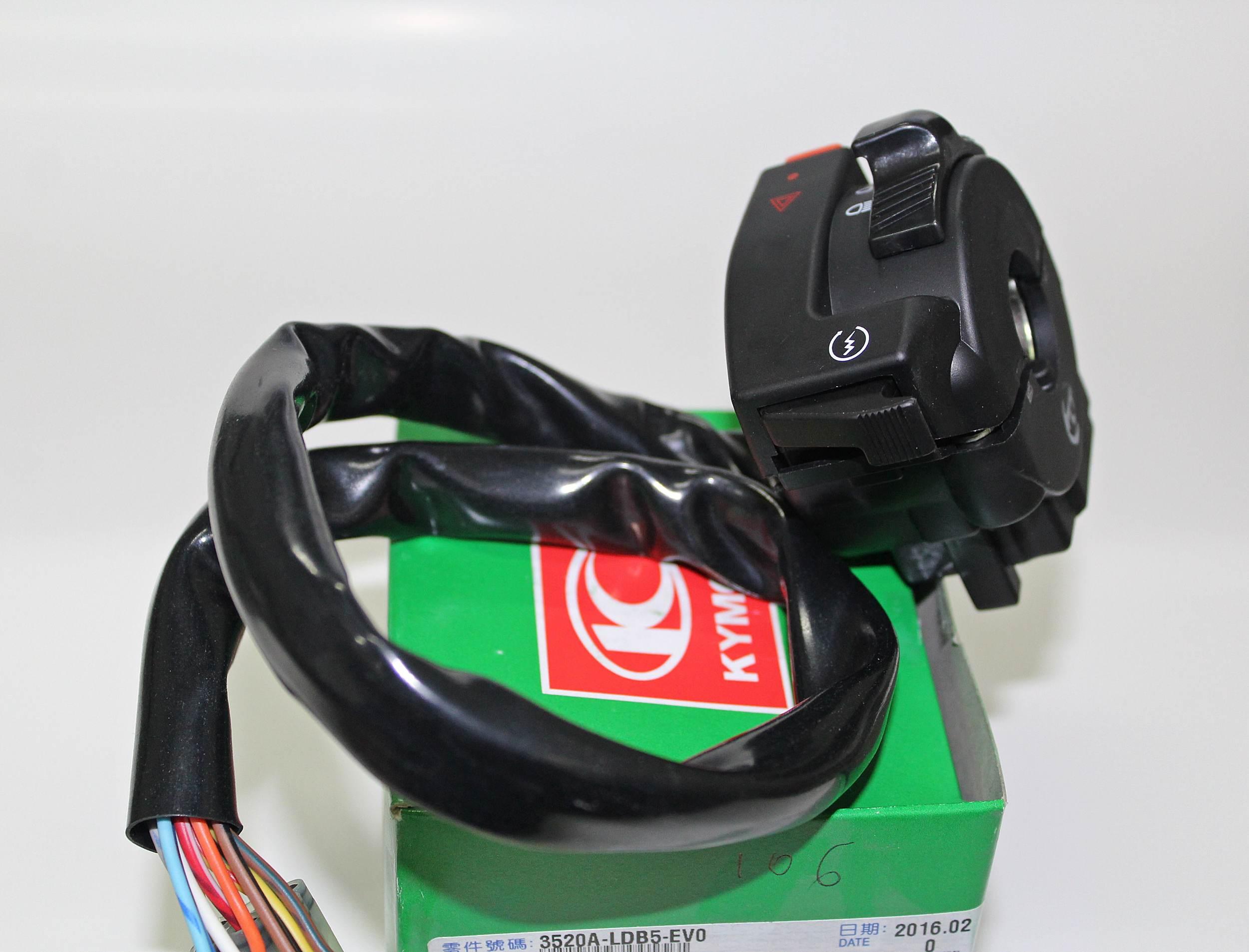 Zestaw przełączników lewa strona kymco (a.h.c.) 3520A-LDB5-EV0 - zdjęcie 2
