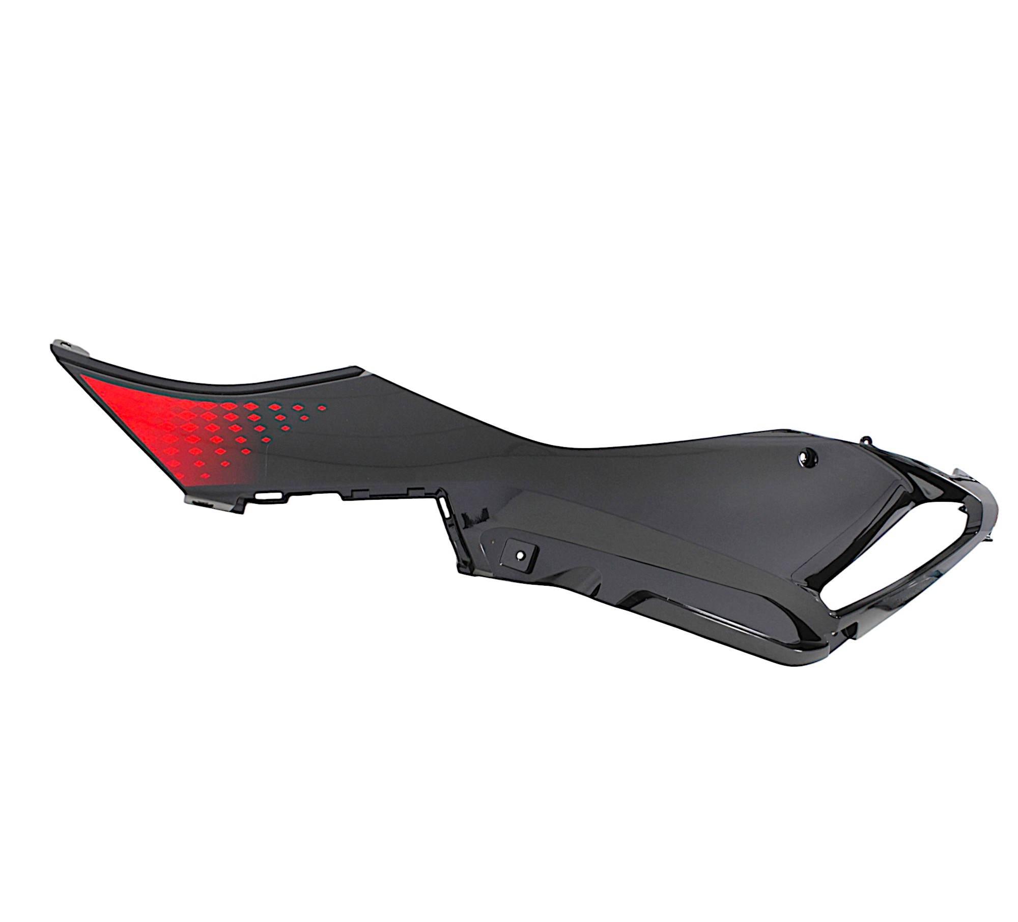 Osłona prawa czarna z naklejką srk125r 65602N49015Z-QJ