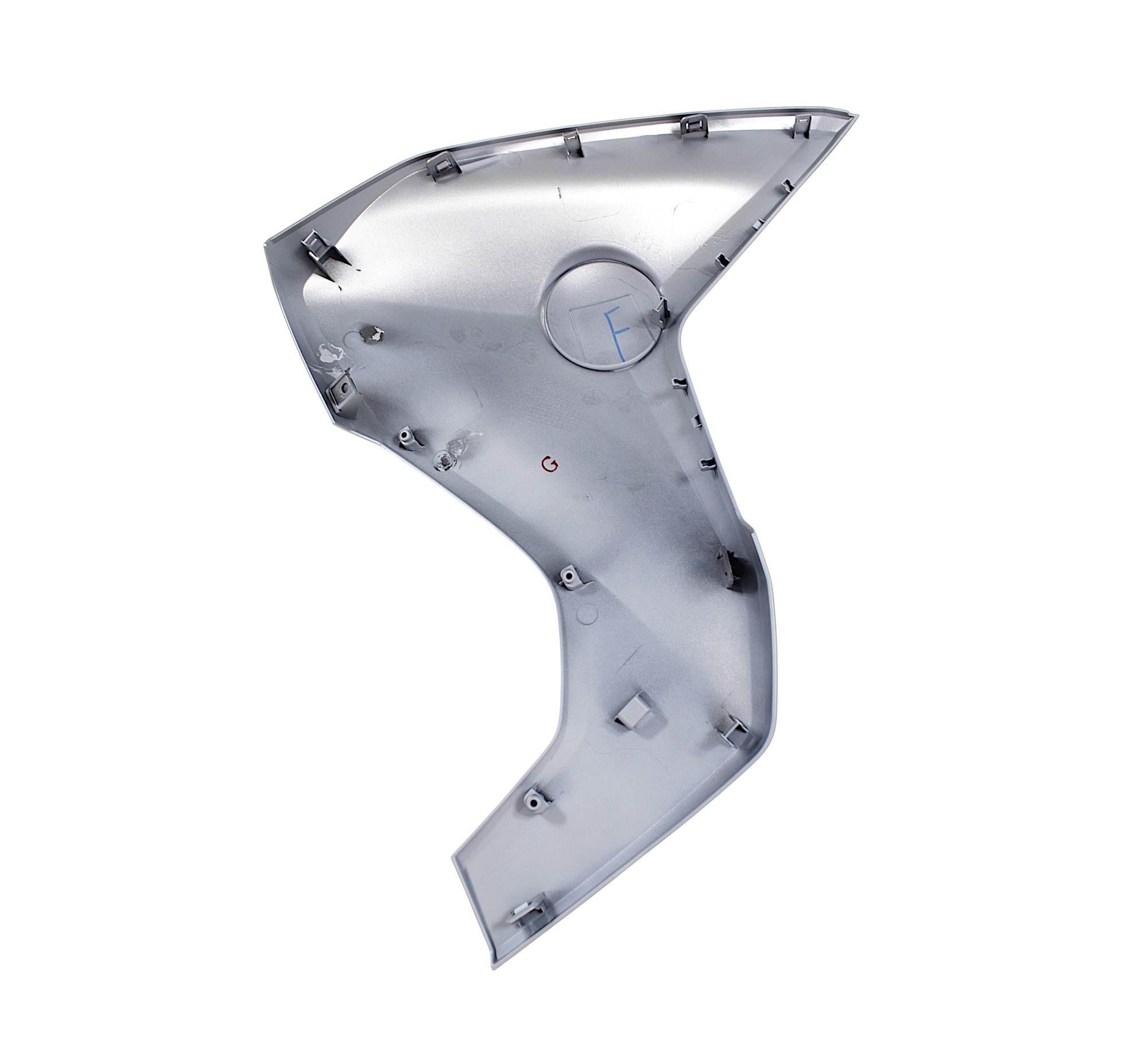 Osłona przednia prawa środkowa srebrna mtx125 65426L81005Z-QJ - zdjęcie 2