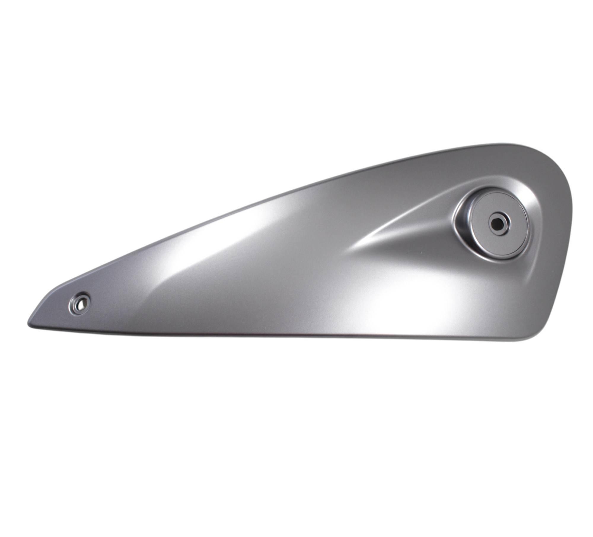 Osłona zbiornika paliwa prawa srv600v 50016PC2VM01-QJ
