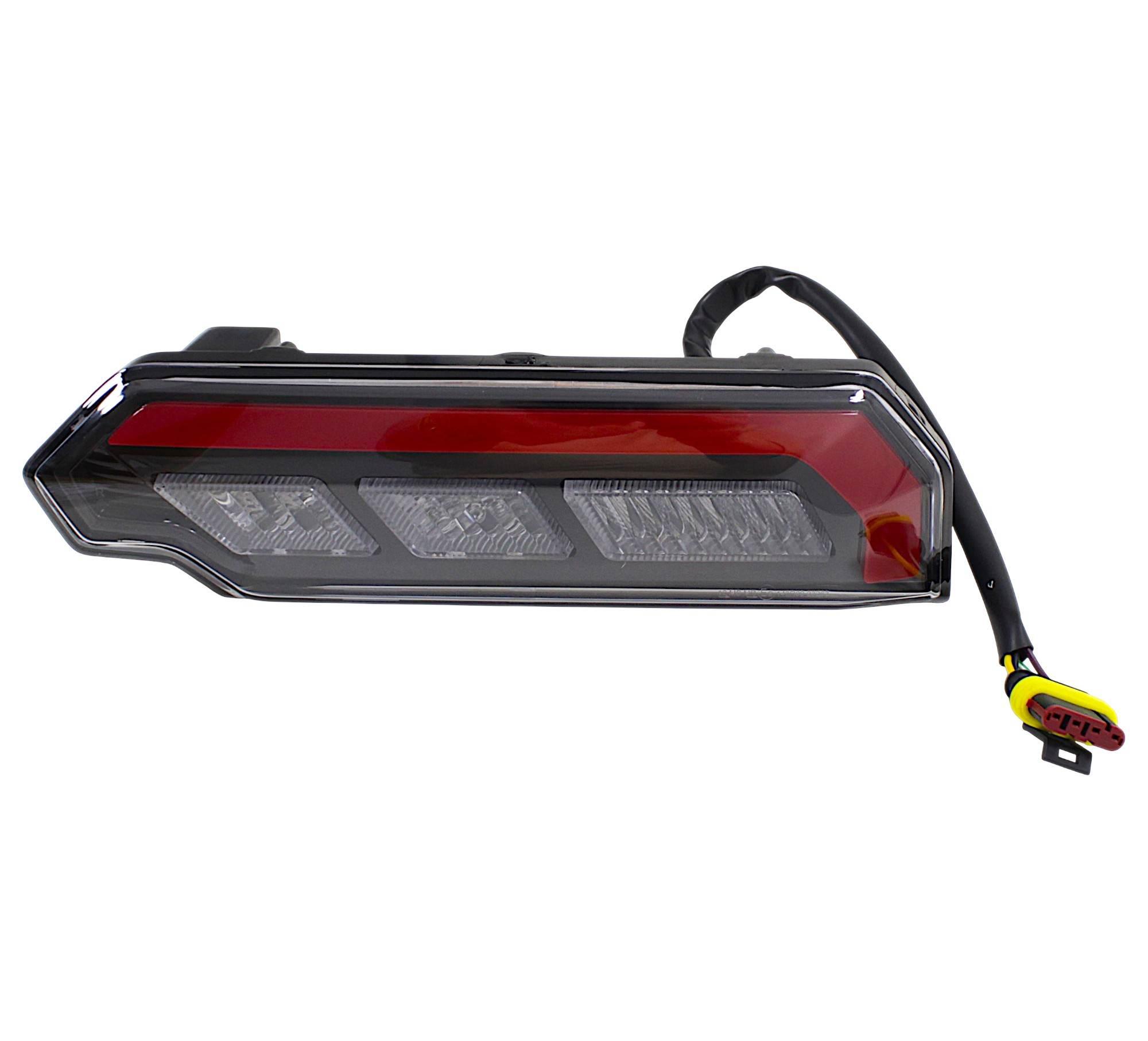 Lampa tylna prawa sfa300 82600W320000-QJ