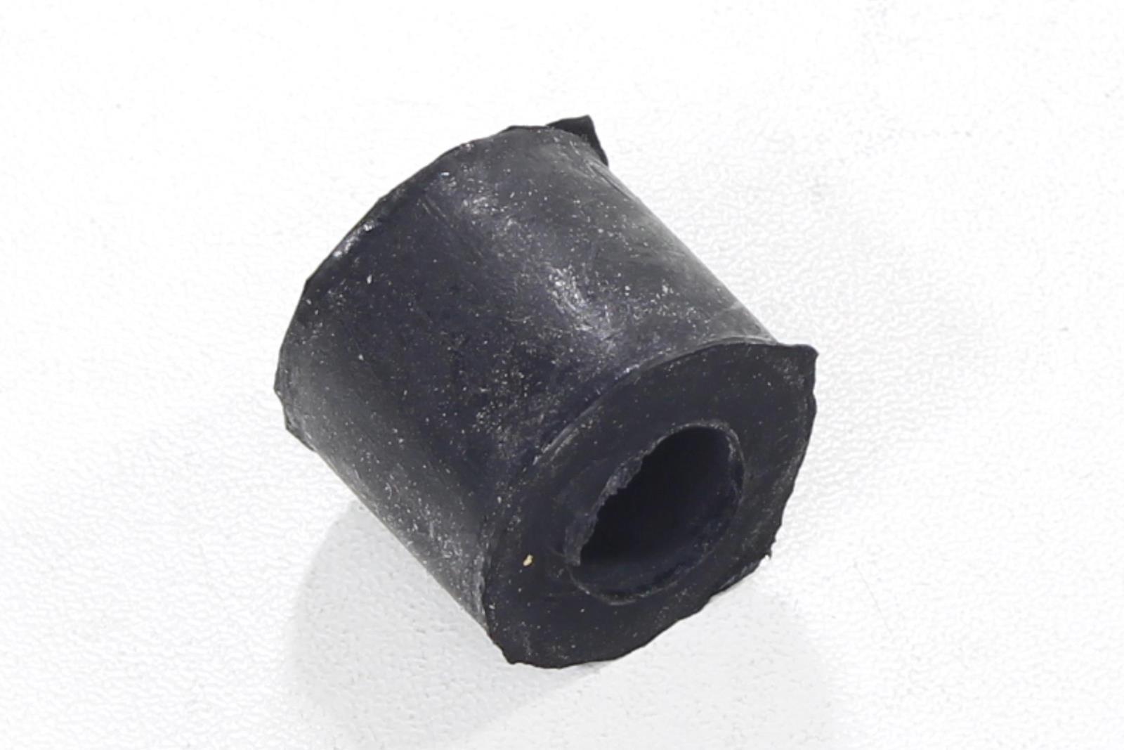 Gumowa tuleja wahacza ural k-750 | ROY27029