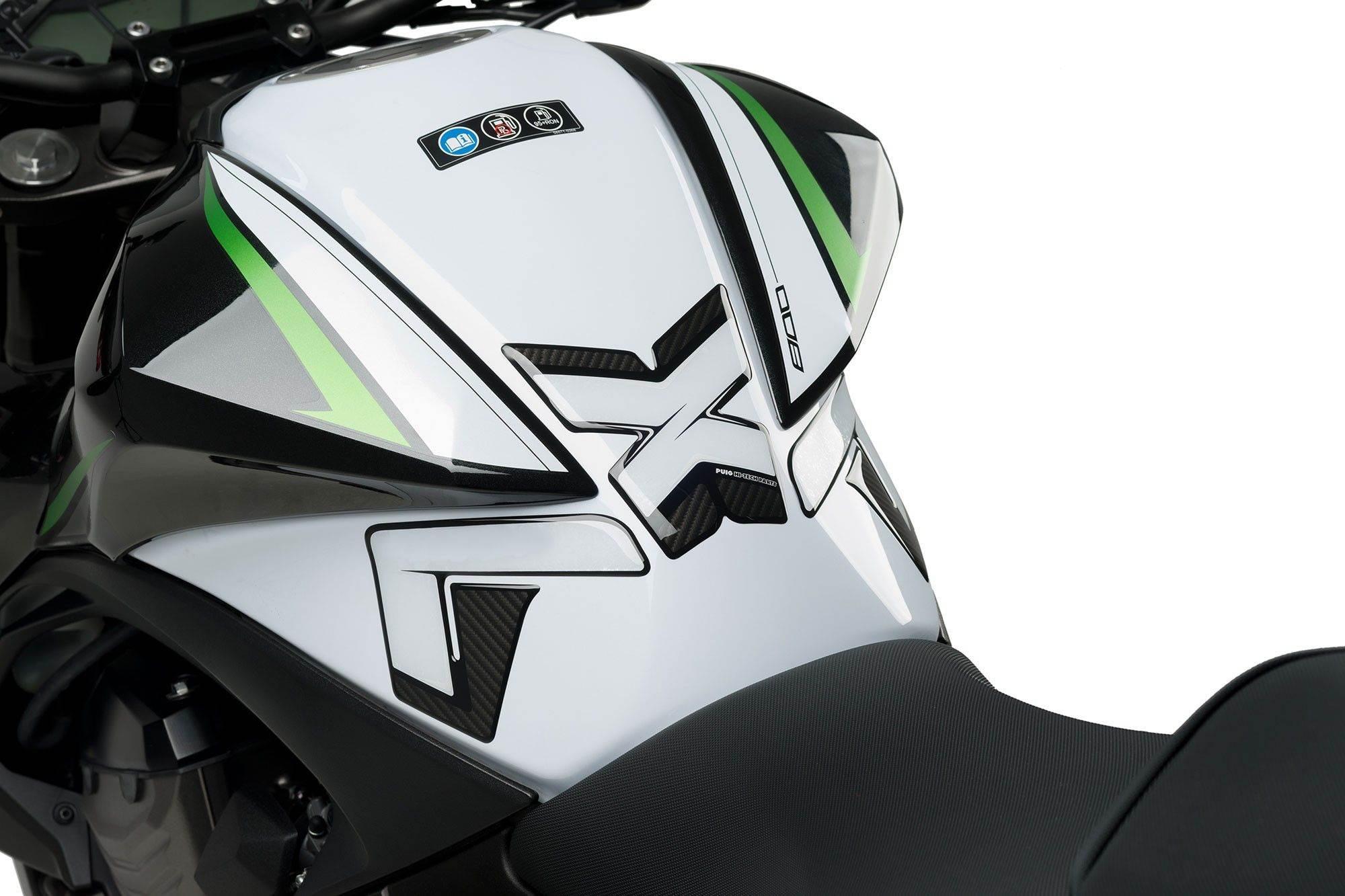 Tankpad Puig Extreme Do Kawasaki Z800 13-16 Trzyczęściowy Carbon