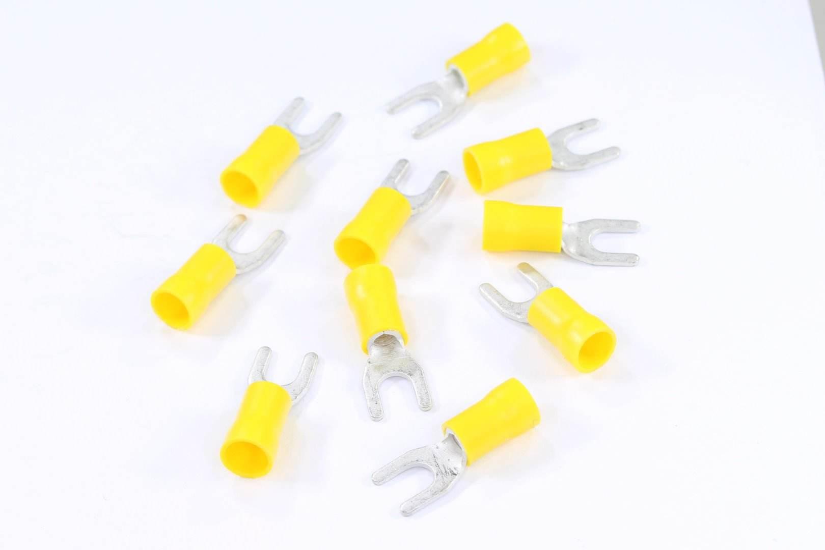 Końcówka Widełkowa M5 Izolowana, 5,3Mm, 4-6Mm Kpl. 10Szt.
