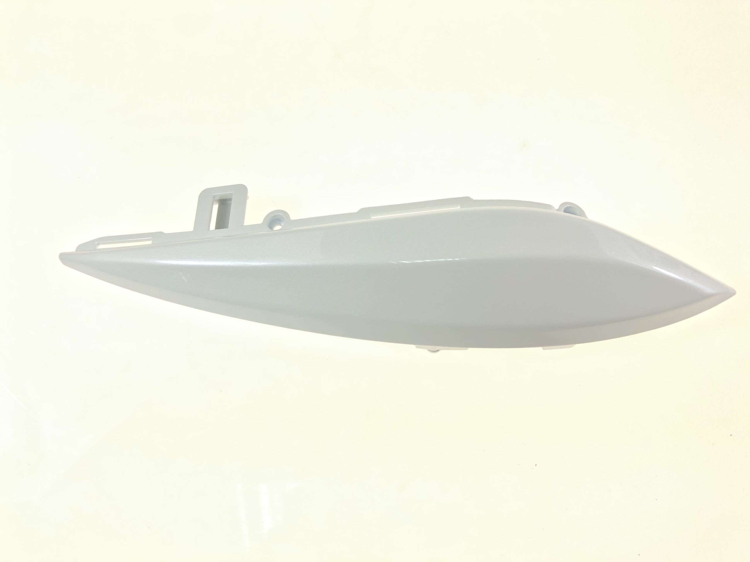 Nakładka Owiewki Prawa Super 8 New 64312-Alg1-E10-