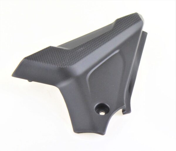 Osłona Tylna Górna Lewa Benelli Trk 502 Euro 4