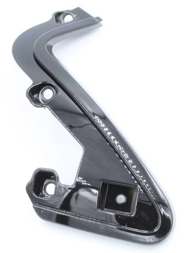 Osłona Boczna Prawa Benelli 302s 65678p06b200