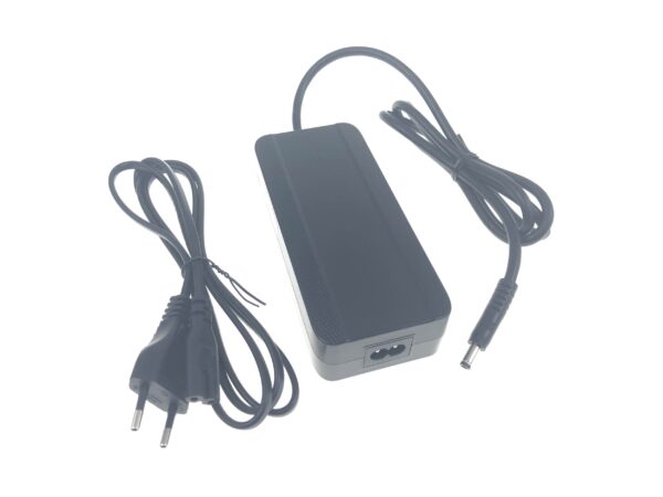 Ładowarka Do Baterii 36v/2a Wtyczka Typu Jack