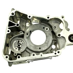 Karter Kompletny Prawy Xx3050 C.2002.12.04 11100-K