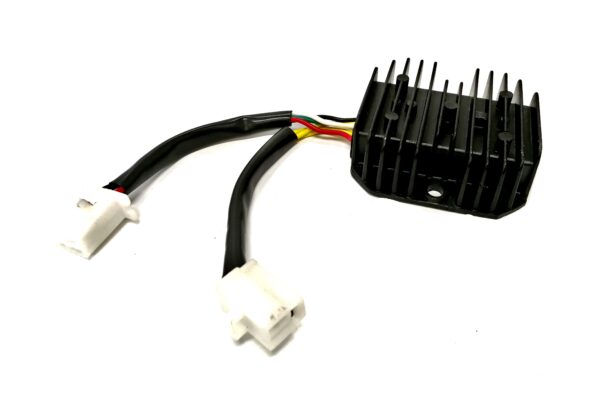 Regulator Napięcia 3 Fazy 4 Przewody