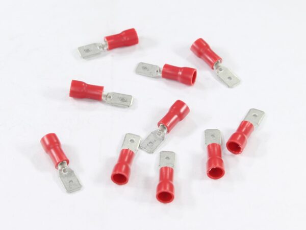 Konektor płaski 4,8mm męski izolowany 0,5mm0,5-1mm